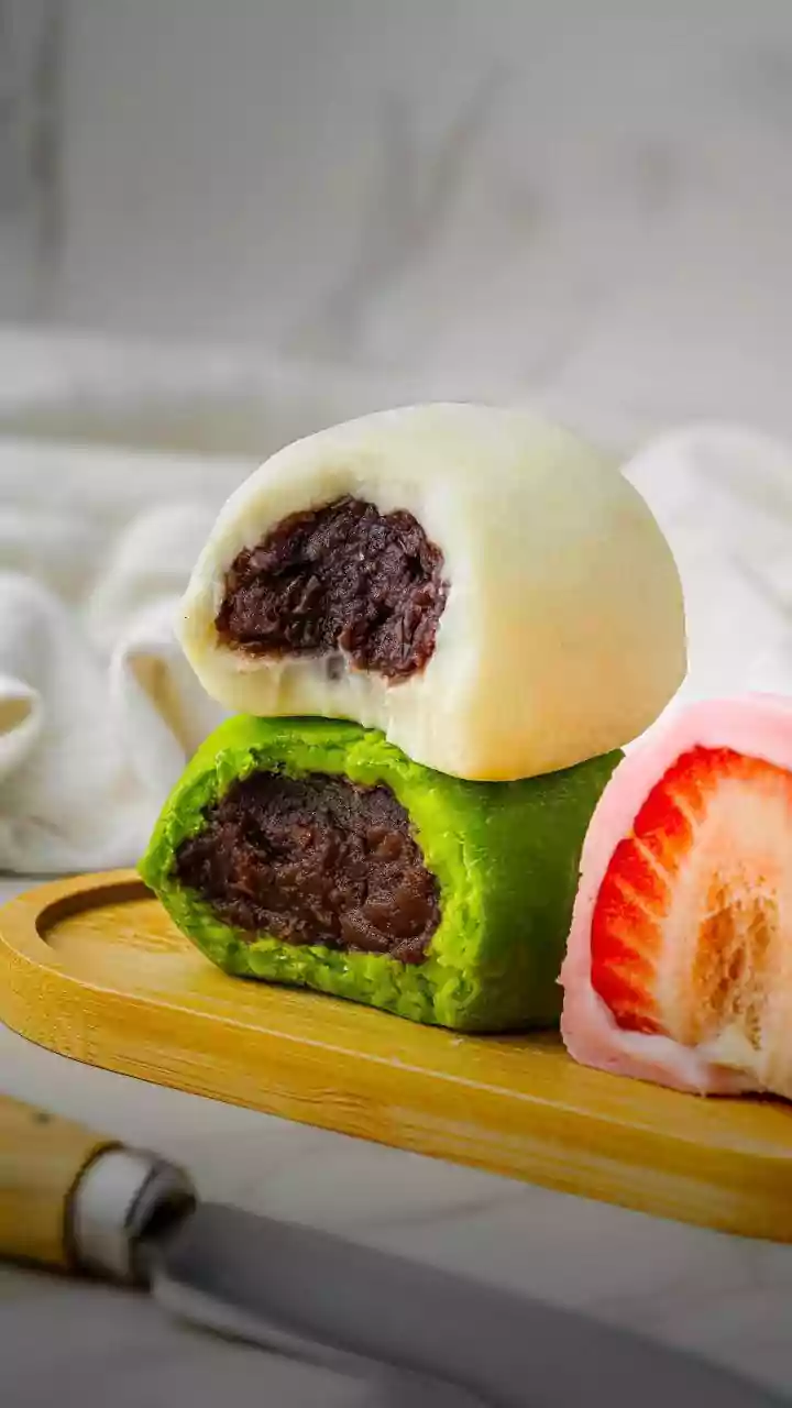 TikTok's Viral Rice Paper 'Mochi': A Sweet & Simple Imposter Worth the Hype?