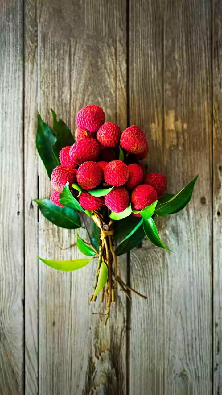 Ripe Lychees Feel Heavy for Their Size and Slightly Springy