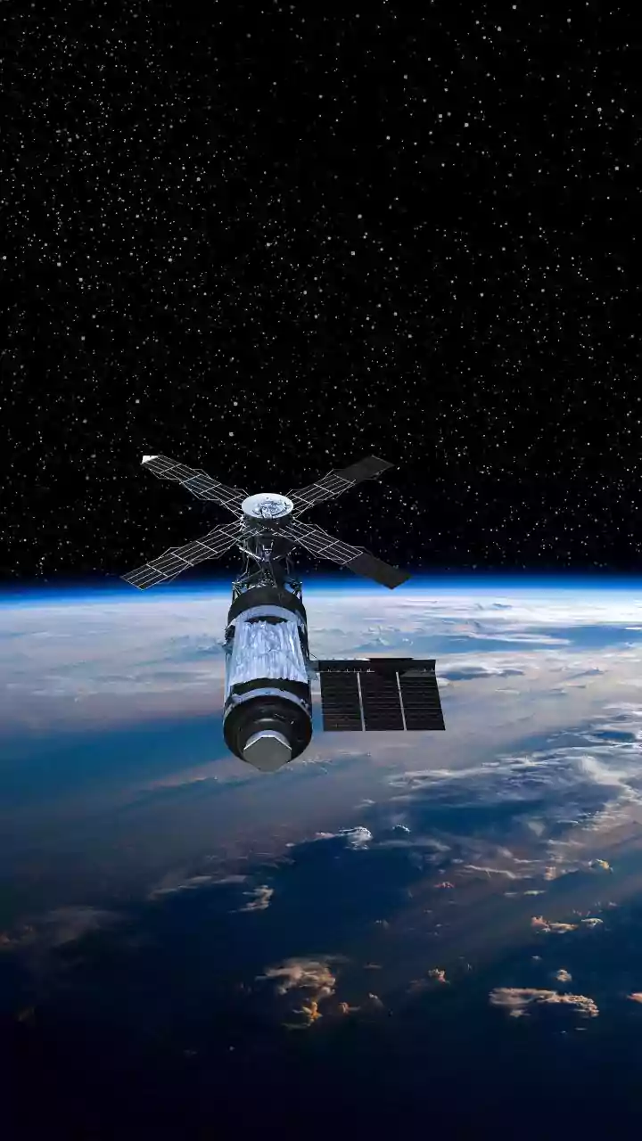 Swift's Planned Orbital Rescue Is Cancelled After a Critical Spacecraft Fault