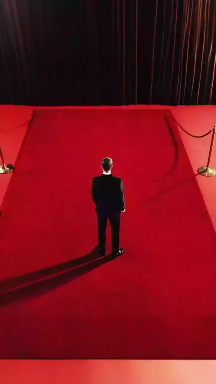 Celebrity Fashion Trends: A Glimpse