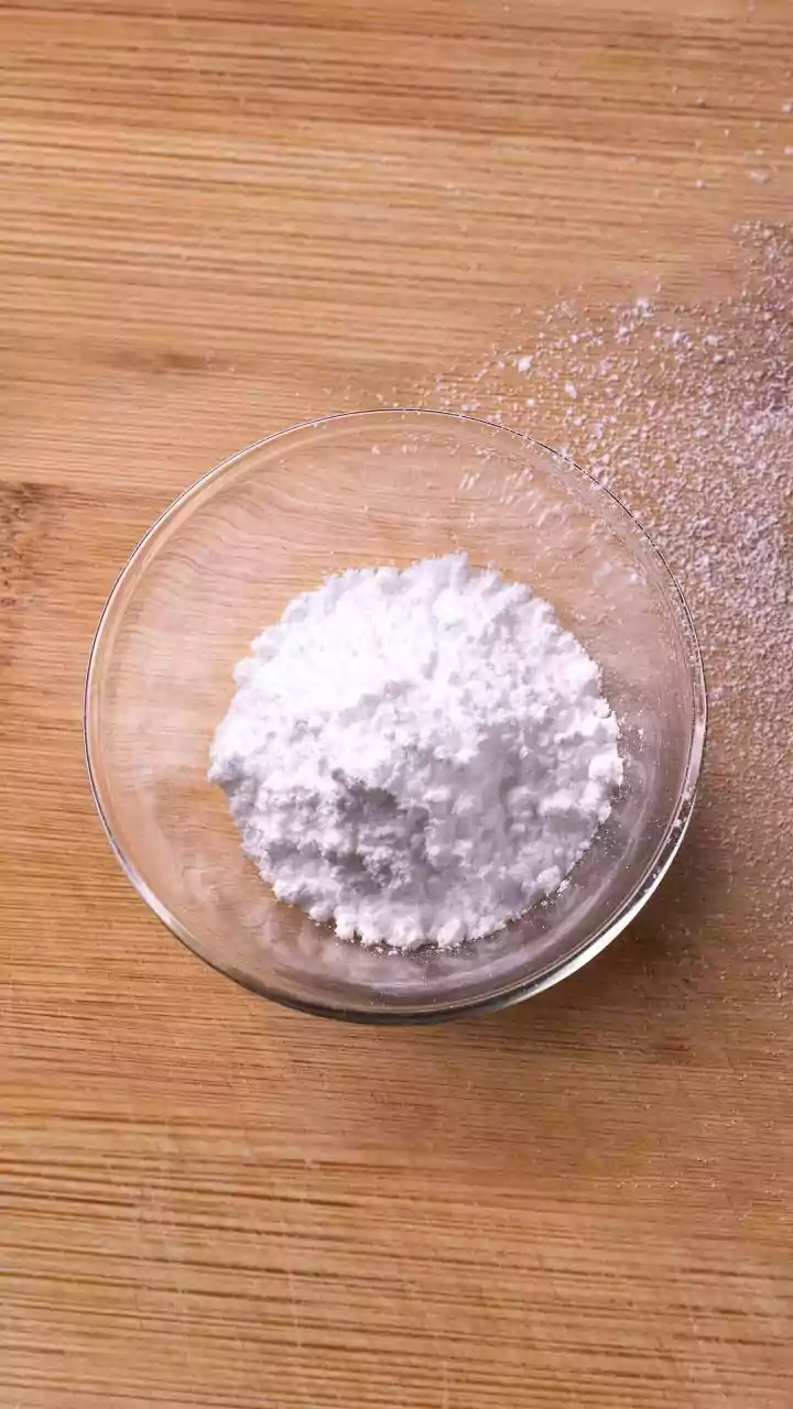 White Sugar Is Neutral; Brown Sugar Brings Toffee-Like Notes