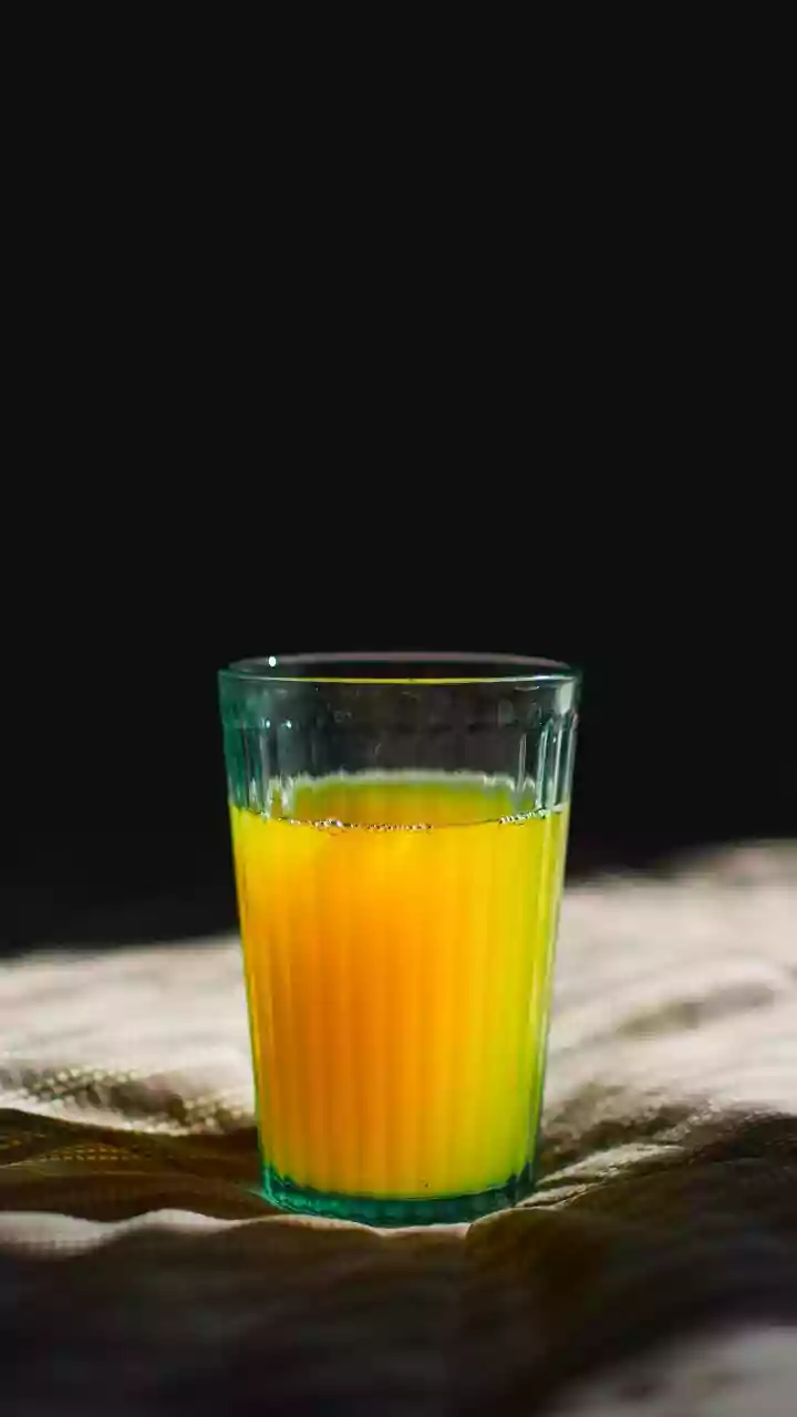 5 Bedtime Drinks for Glowing Skin & Hair Growth