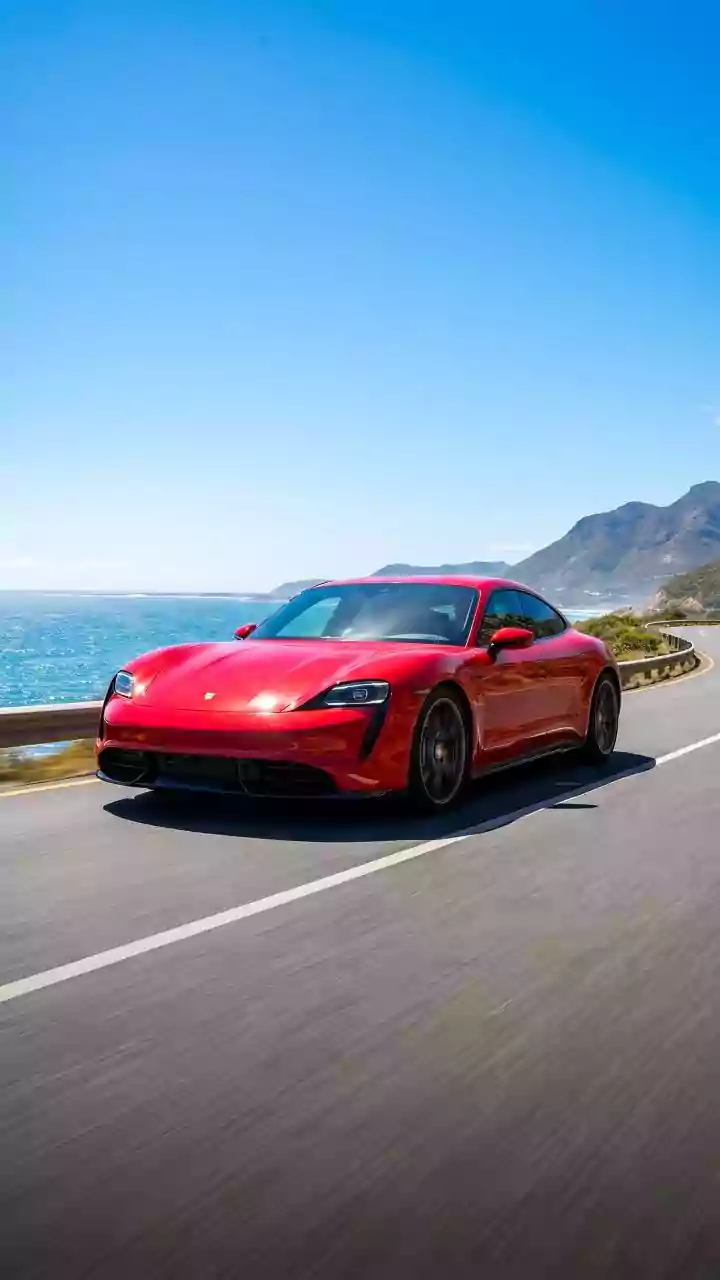 Porsche Taycan 2027 imita carro a combustão com marchas falsas e trancos virtuais