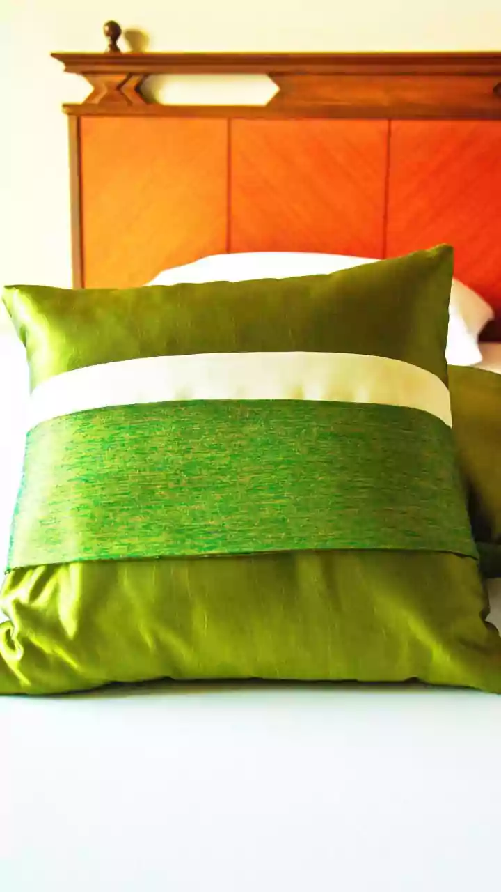 7 Smart Ways to Repurpose Old Pillowcases: Tech Edition