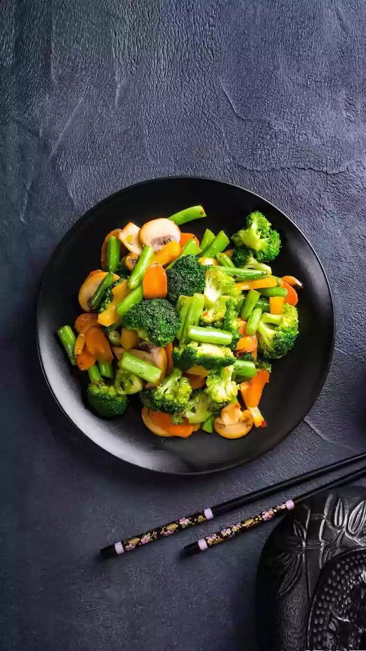 10 Chinese Veggie Delights: Easy Home Cooking