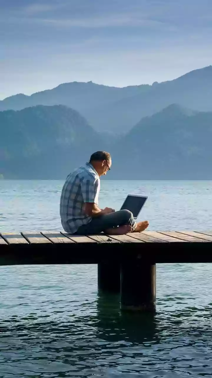 How Remote Workers Stay Connected With Fast Fiber Wi-Fi In Scenic Rishikesh Spaces