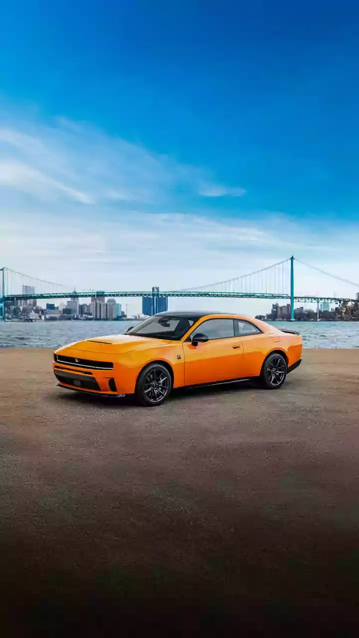 Dodge volta à Europa após 14 anos e leva o Charger elétrico e a combustão
