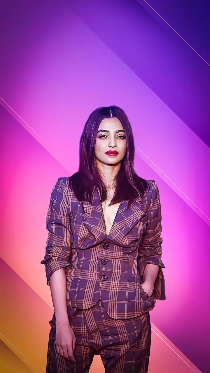 Radhika Apte criticizes Bollywood's portrayal of women in romantic films