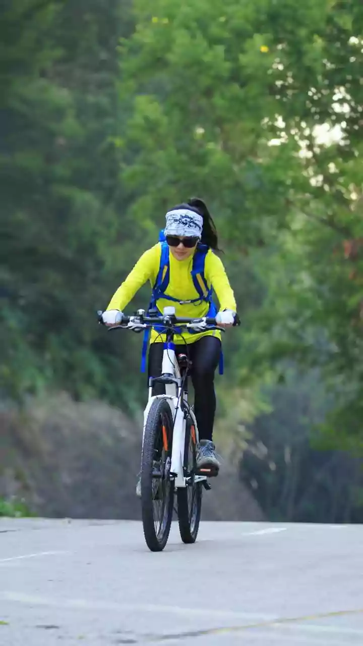 Cyclist crosses Manipur's Kangpokpi in security convoy amid Kuki outfit's 'warning'