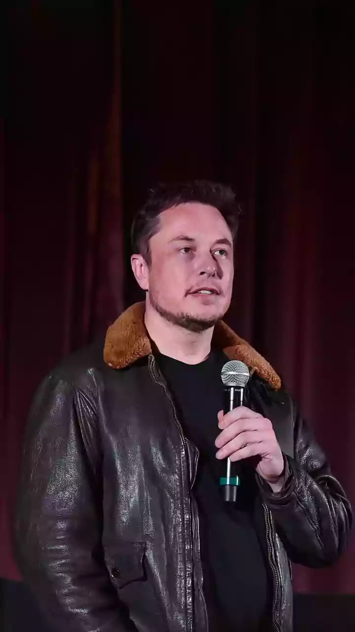 Elon Musk Career Advice: Without Guaranteeing Any Particular Career Outcome: Musk Thinks Broad Learning Will Help People Direct Future Robots