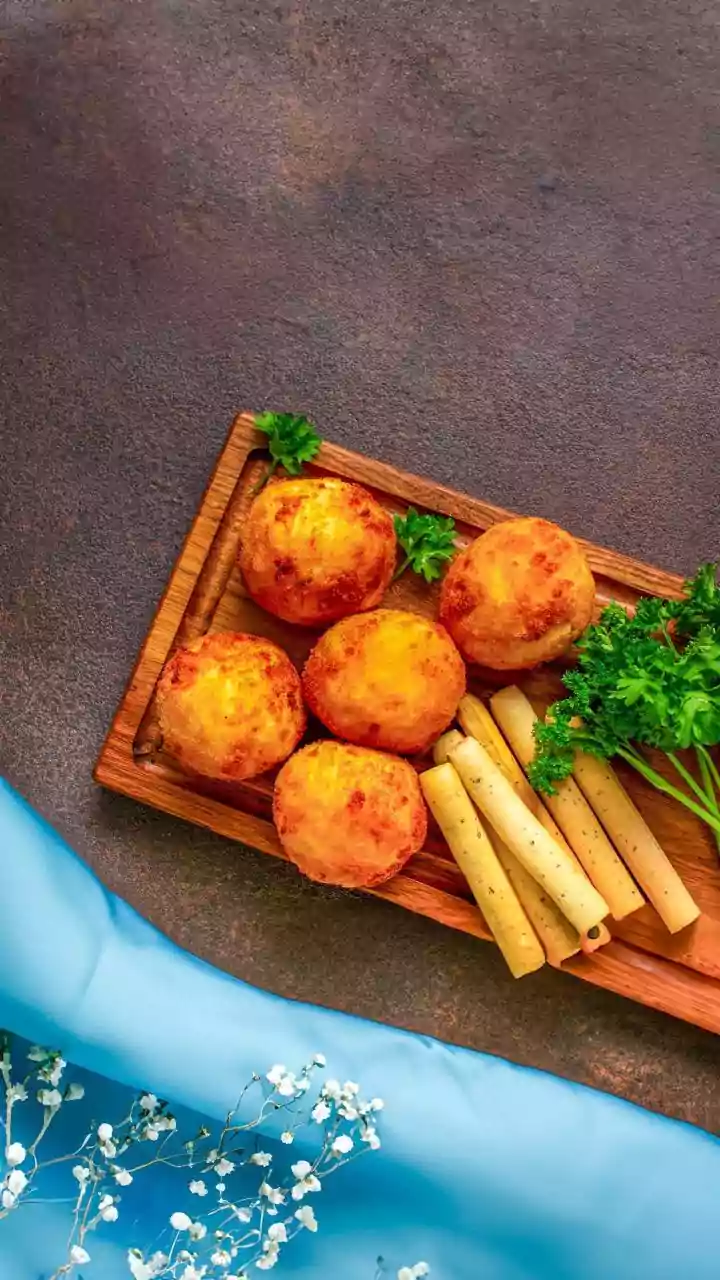 What Goes Into the Classic Potato-and-Paneer Kofta Mixture?