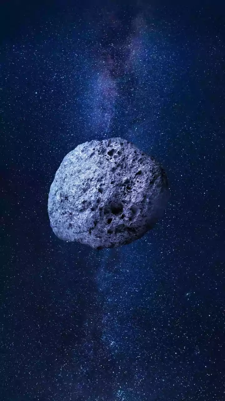 Why Photon Pressure Breakthrough Allows Solar Sail Spacecraft To Effortlessly Navigate Near Asteroids