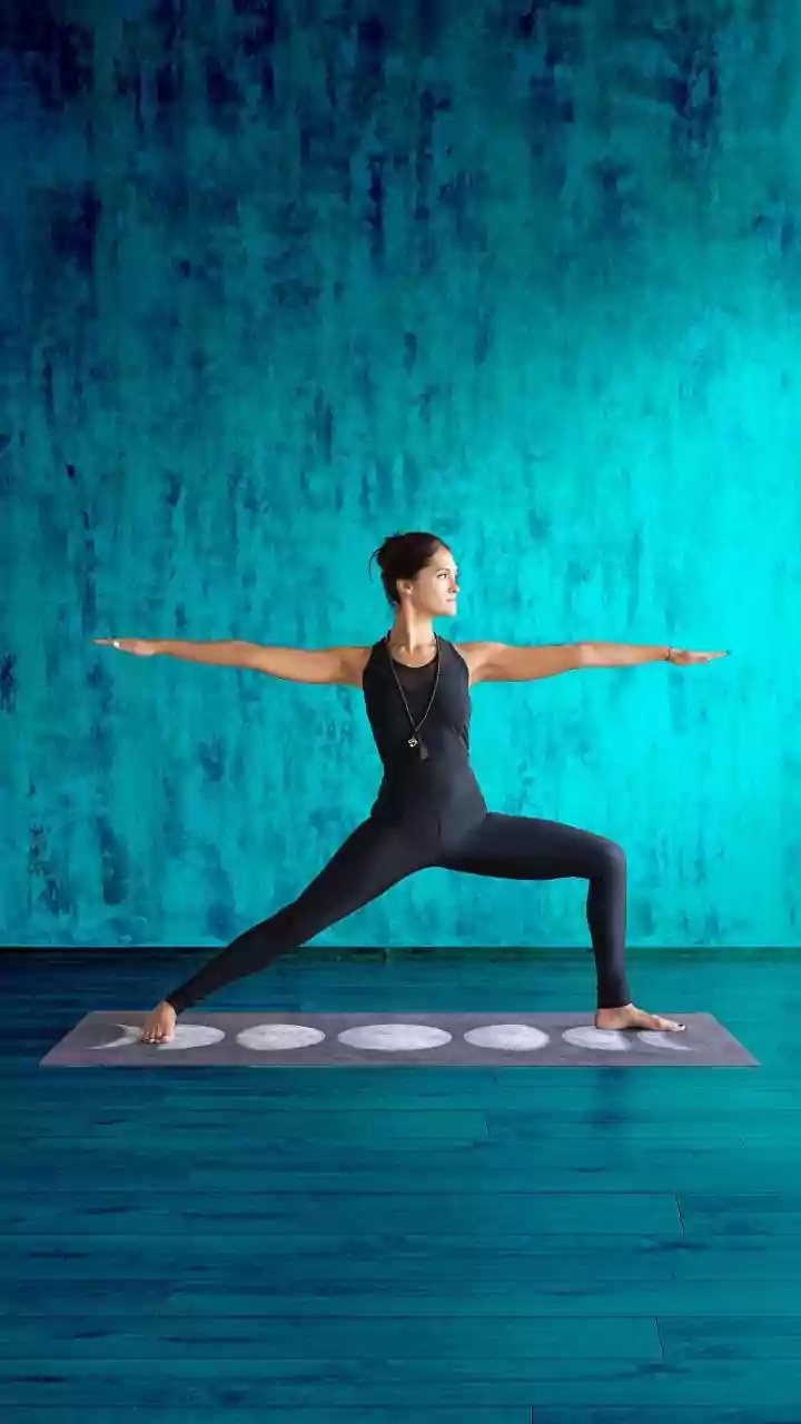 A Simple Beginner-Friendly Yoga Sequence: Cat-Cow Yoga For Beginners In Focus