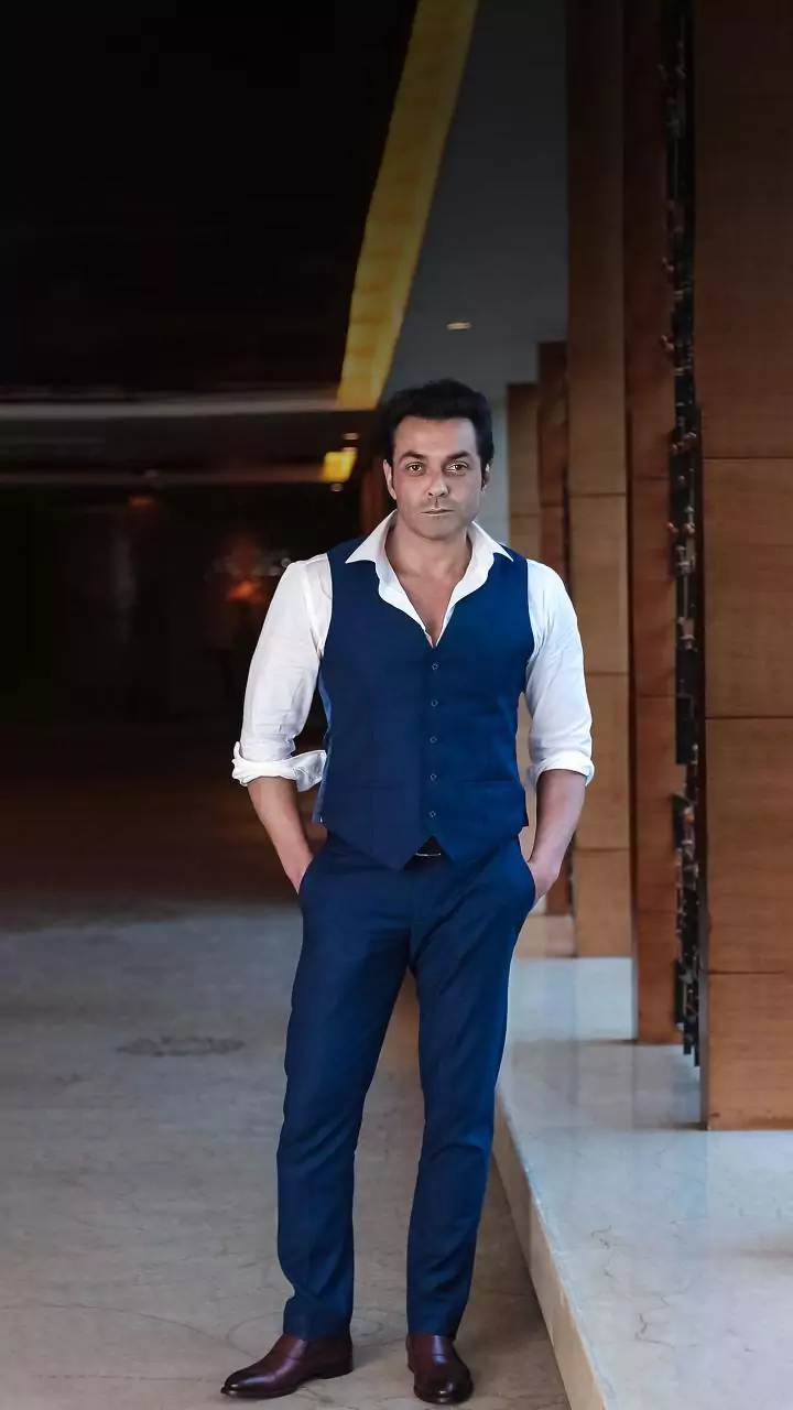 Dharmendra, 89, hospitalized for routine check-up; family says 'no worries'