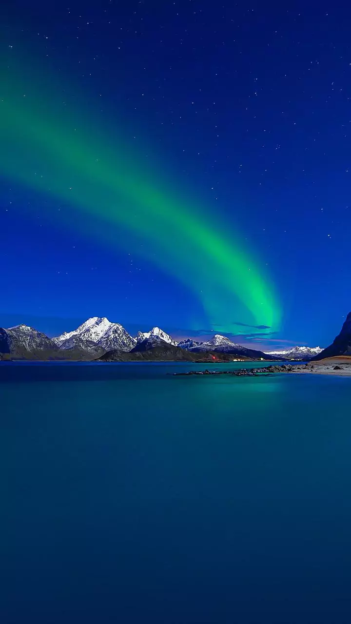 Northern lights could light up 15 US states tonight