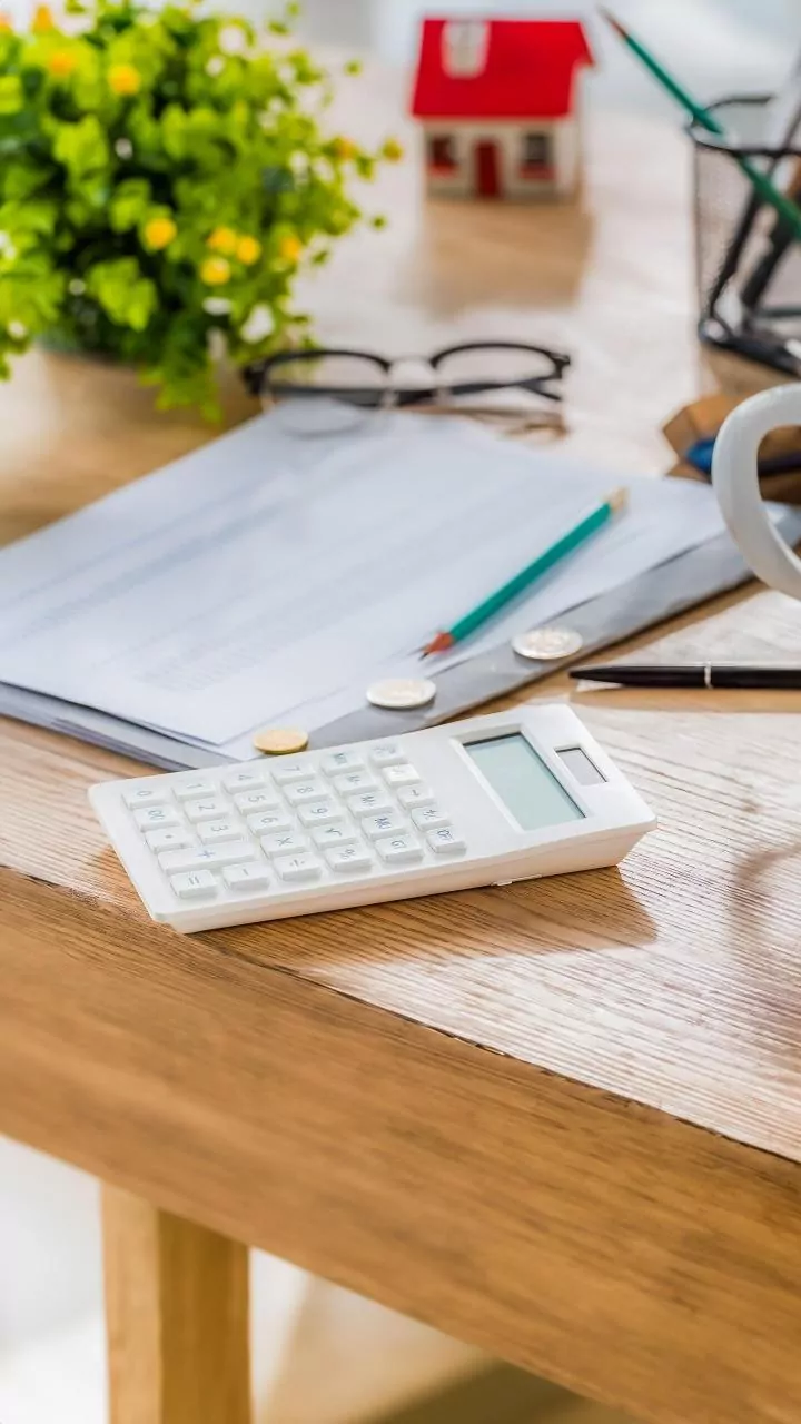 Renting vs. EMI: Smart Home Choices for Salaried Individuals