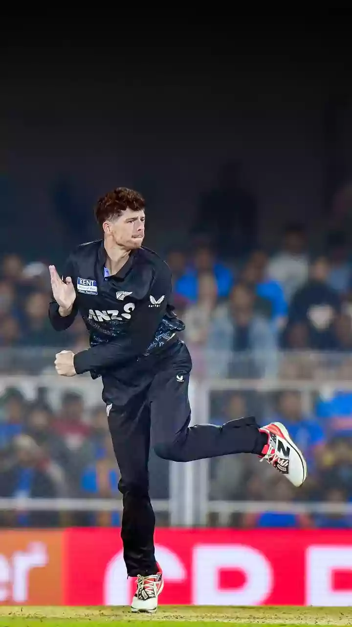 What T20I landmark is Mitchell Santner approaching?