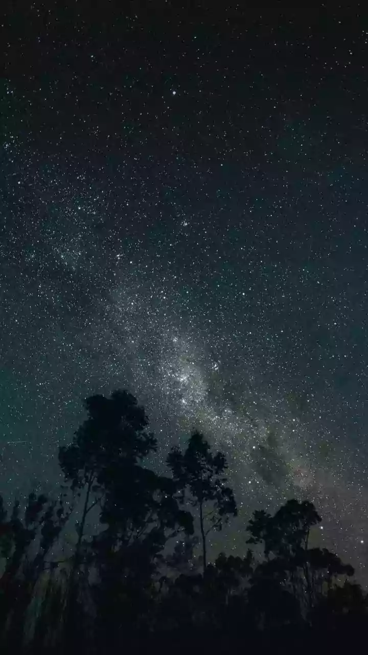 Cosmic Insights for April 16, 2026: Your Daily Horoscope Unveiled