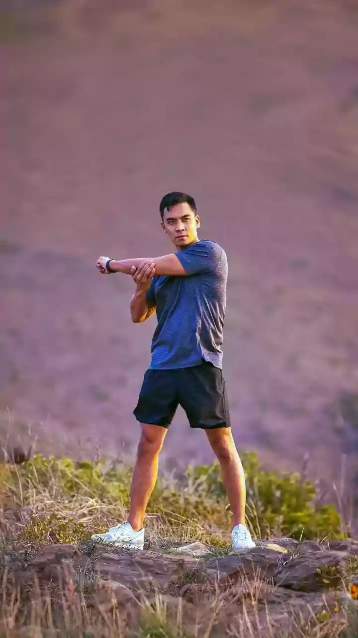 Surprising ways arm-swinging can improve your well-being