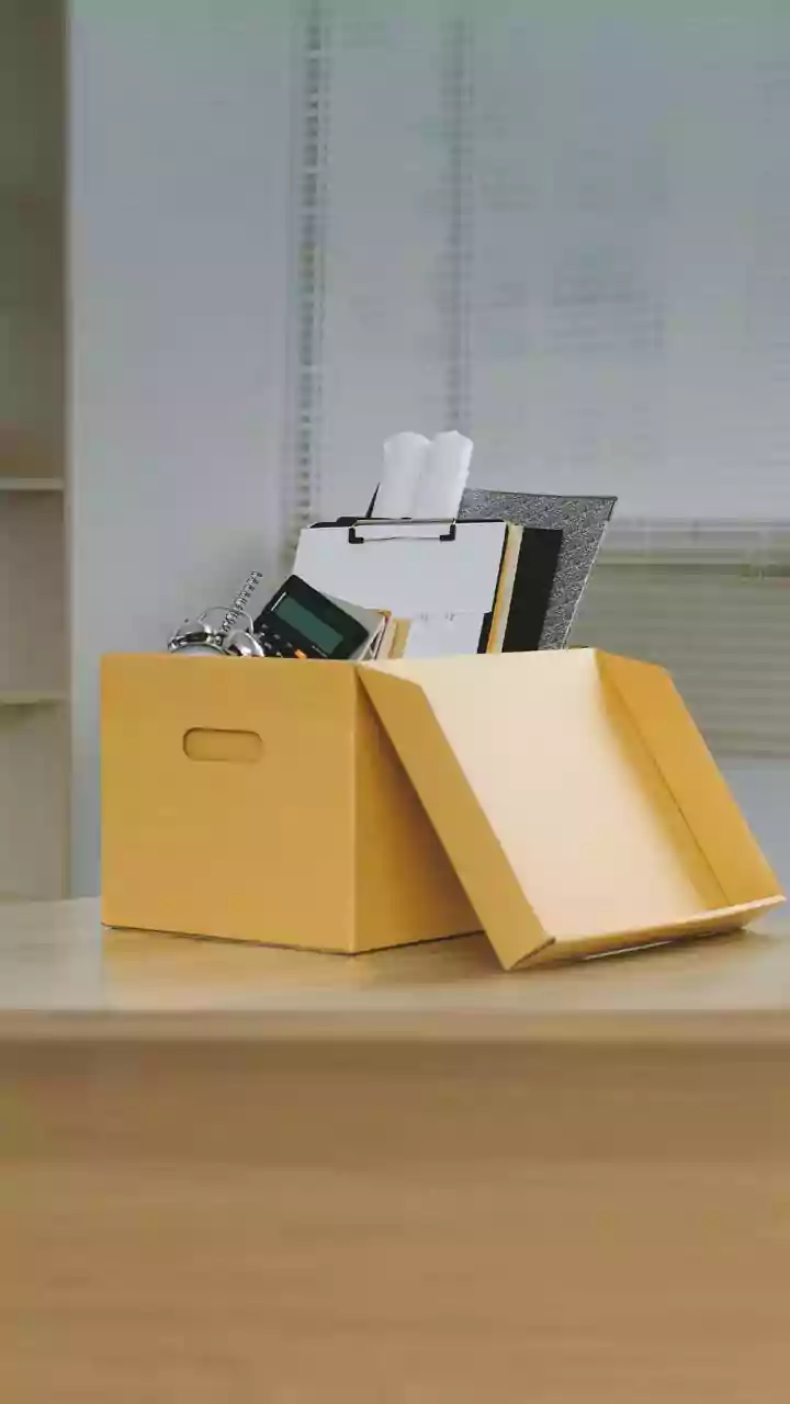 Navigating Employee Resignation: Legal Boundaries