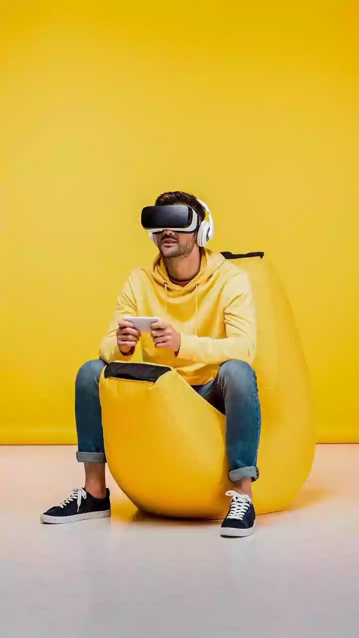 Now, you can try on clothes with just a selfie