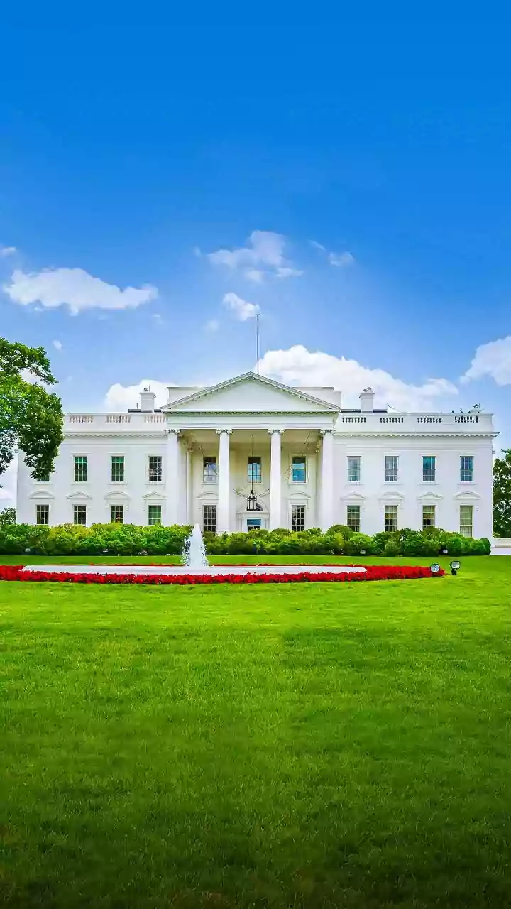 Trump Issues Online Threat to Iran Amid Escalating Regional Tensions