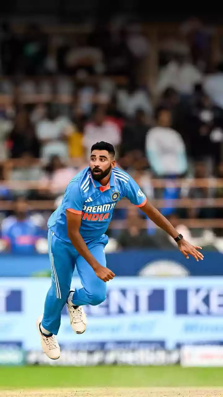 'When he doesn't have Bumrah': Irfan Pathan points out Mohammed Siraj's astonishing Trait after T20 World Cup Heroics