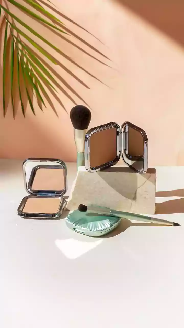 “Foundation Lagaya, Phir Sab Melt Ho Gaya”: Why Dermatologists Want You to Skip Certain Makeups During Peak Summer