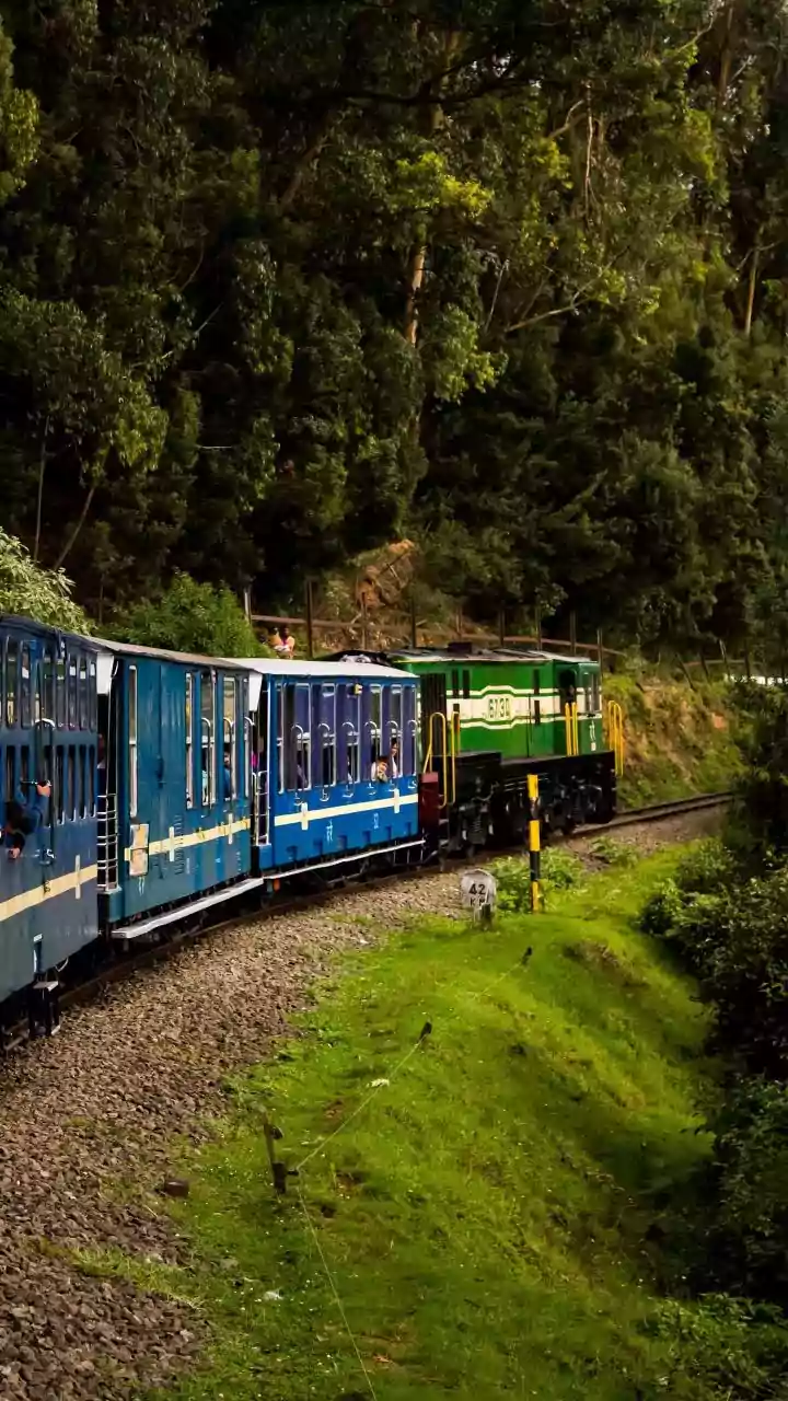 8 Scenic Train Journeys In India That Are Perfect For Solo Female Travellers