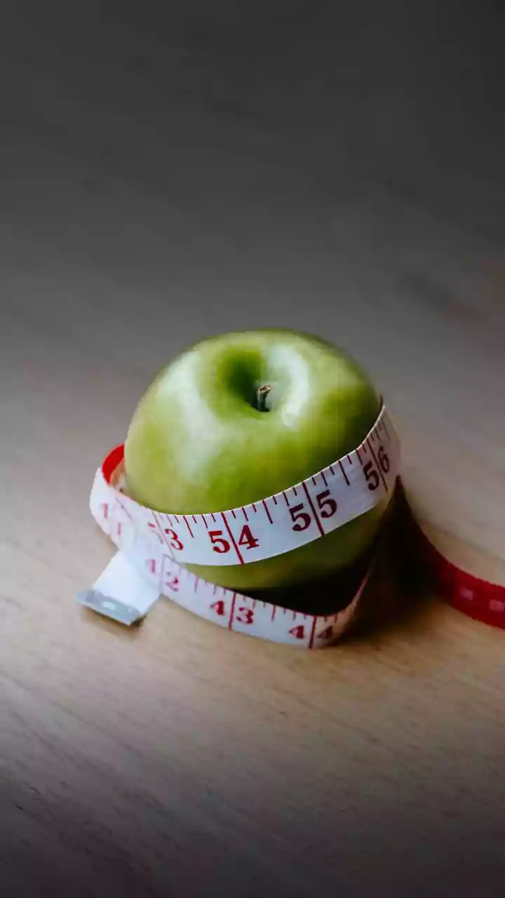 Jejum intermitente: riscos e a relação com episódios de compulsão alimentar
