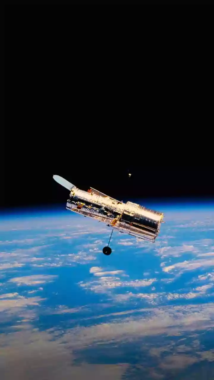 Cross-Checking Protects Researchers From Mistaking Instrument Quirks For Planetary Features