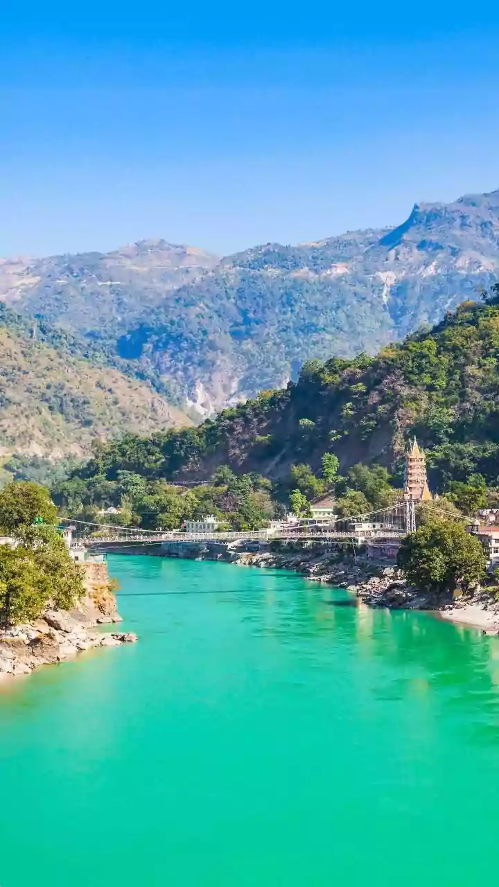 Dynamic Gangotri To Gangasagar Yoga Trail Promotes Clean Indian Rivers