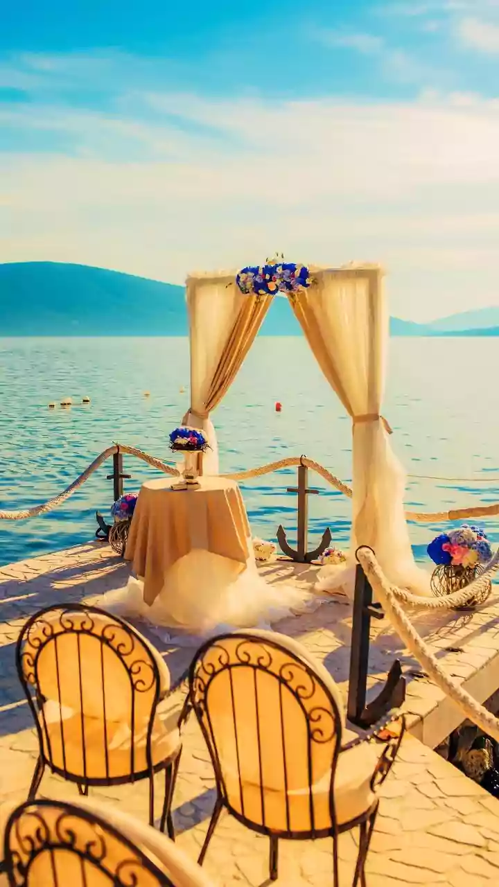 Summer wedding peak: how May caterers, decorators, makeup artists handle the heatwave rush