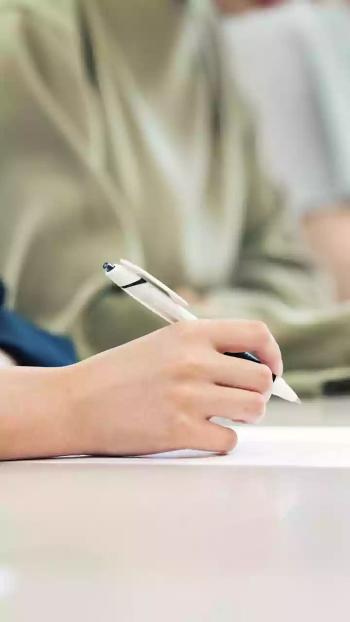 Decoding the JEE Mains 2026: A Look at Exam Difficulty