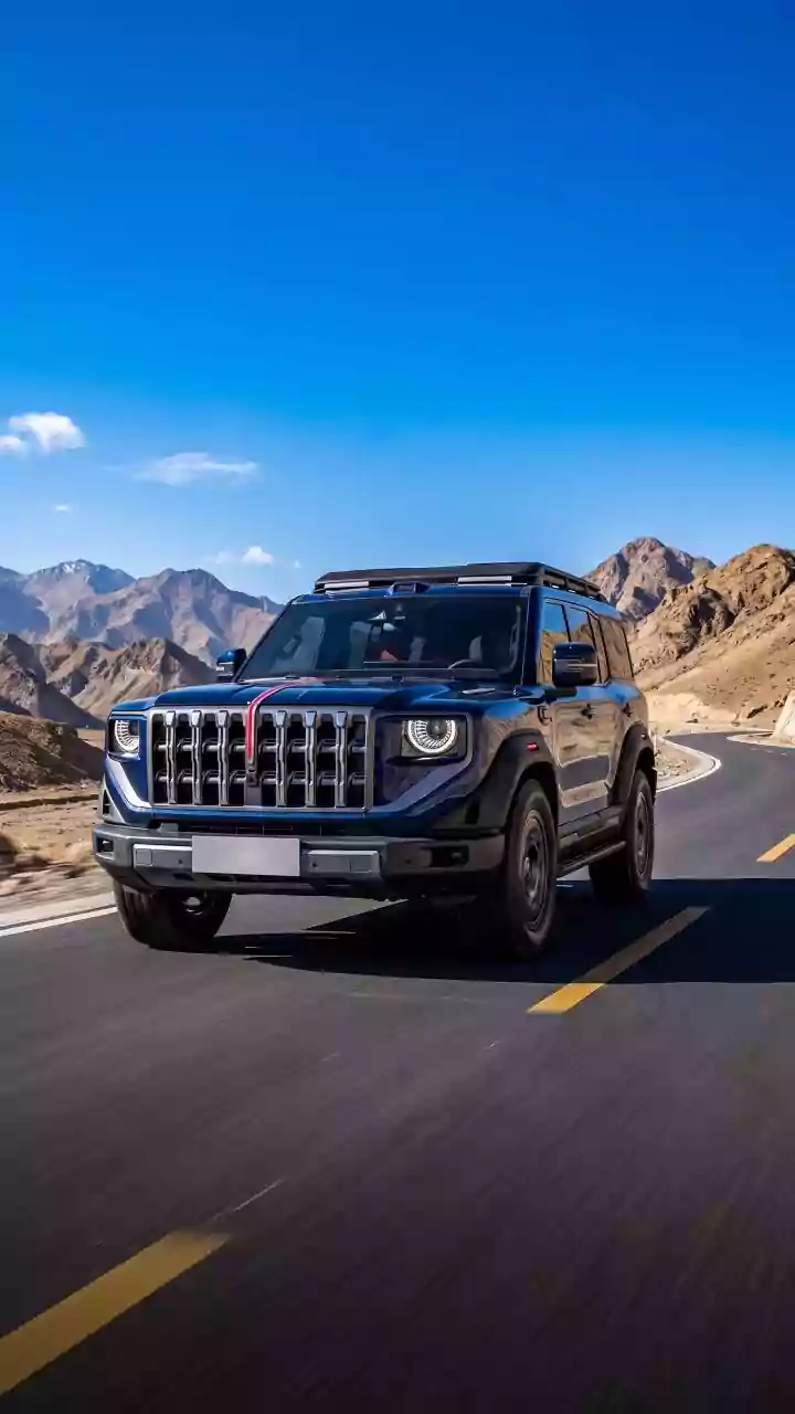 Feio, gigante e absurdo: novo SUV da Hongqi tem 843 cv e vai a 100 km/h em 4,5 s