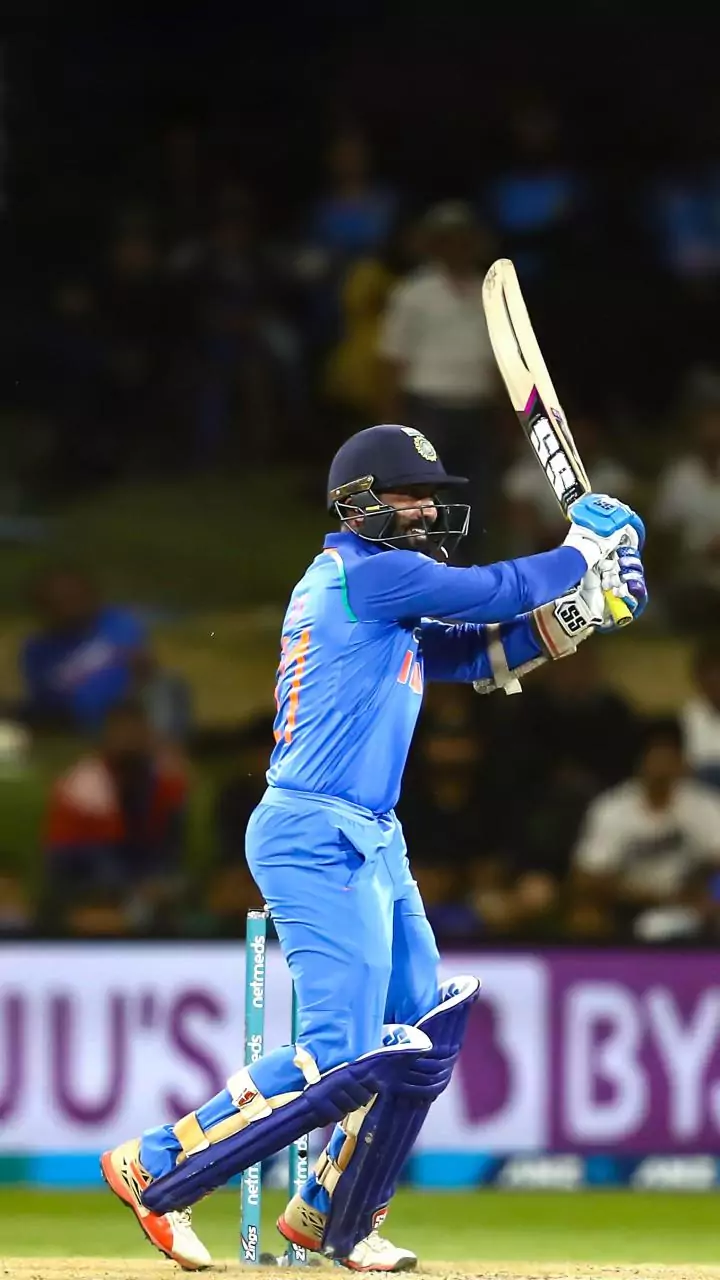 How Dinesh Karthik turned the Nidahas Trophy final around in eight balls