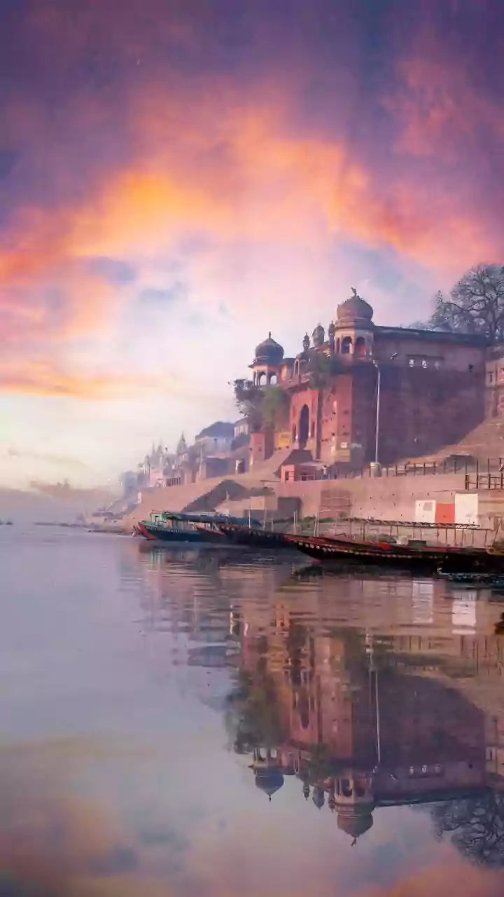 Uttar Pradesh Chief Minister Yogi Adityanath Warns Against ‘Dividers’, Cites Bangladesh as Cautionary Tale