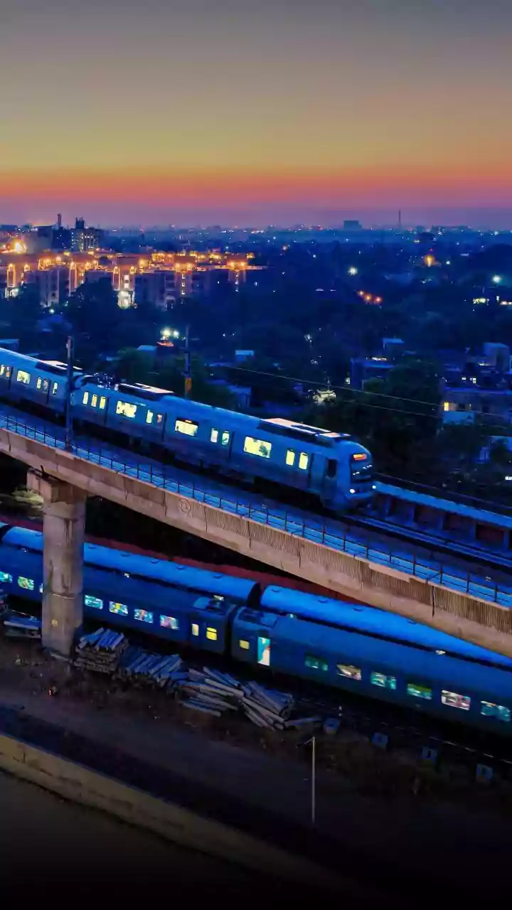 Mumbai Western Railway Commuters Face Severe Disruption For Weeks Amid Large-Scale Traffic Block