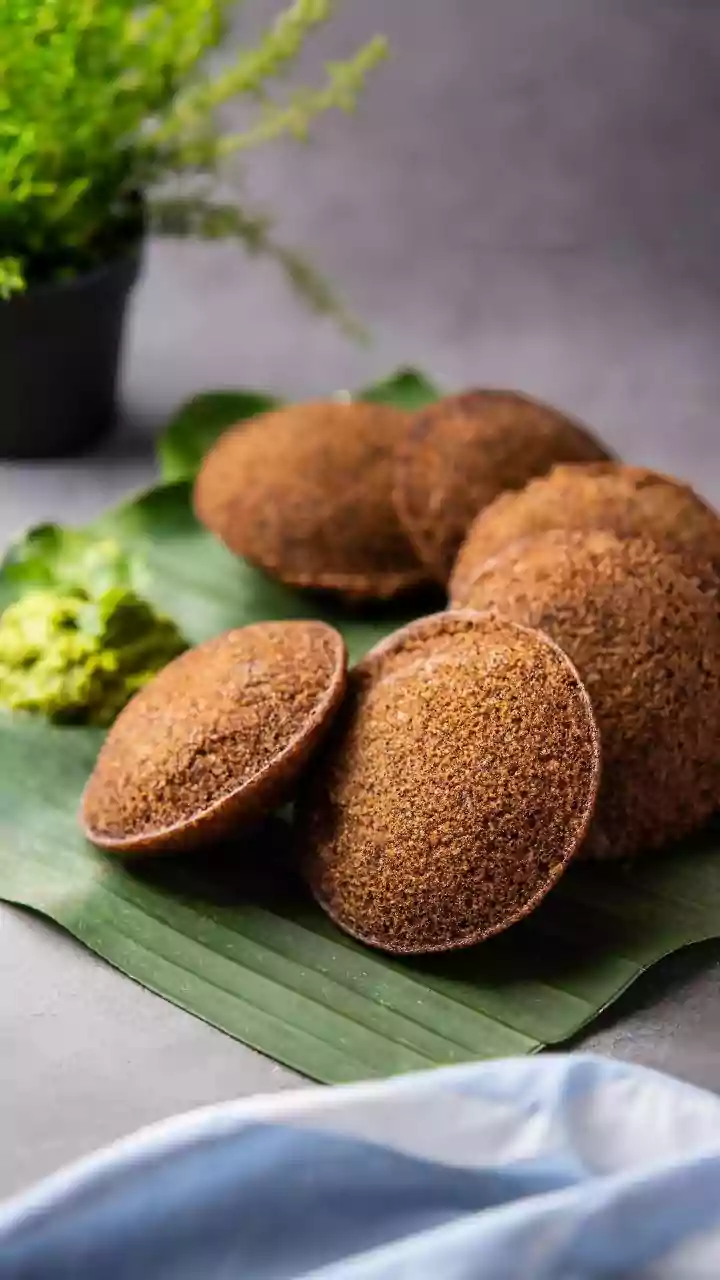 Homemade Green Chutney Can Be Divided Into Small Storage Portions
