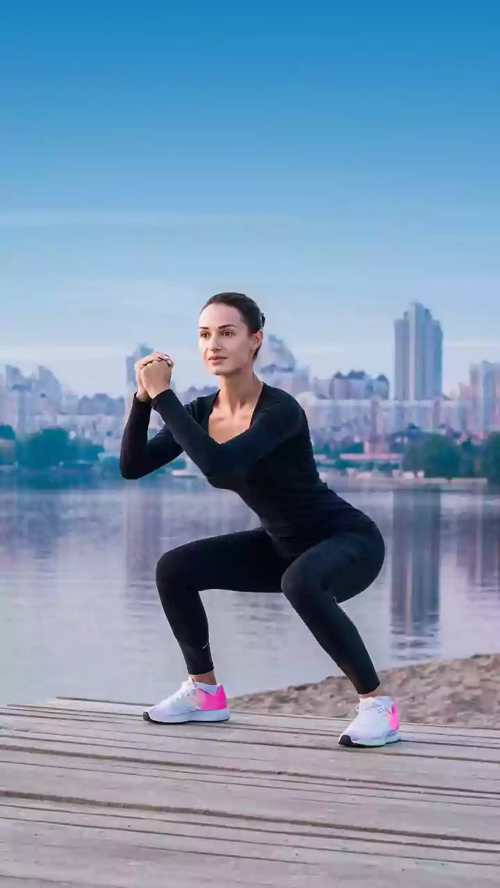 Take The 20 Morning Bodyweight Squats Viral Fitness Challenge Now