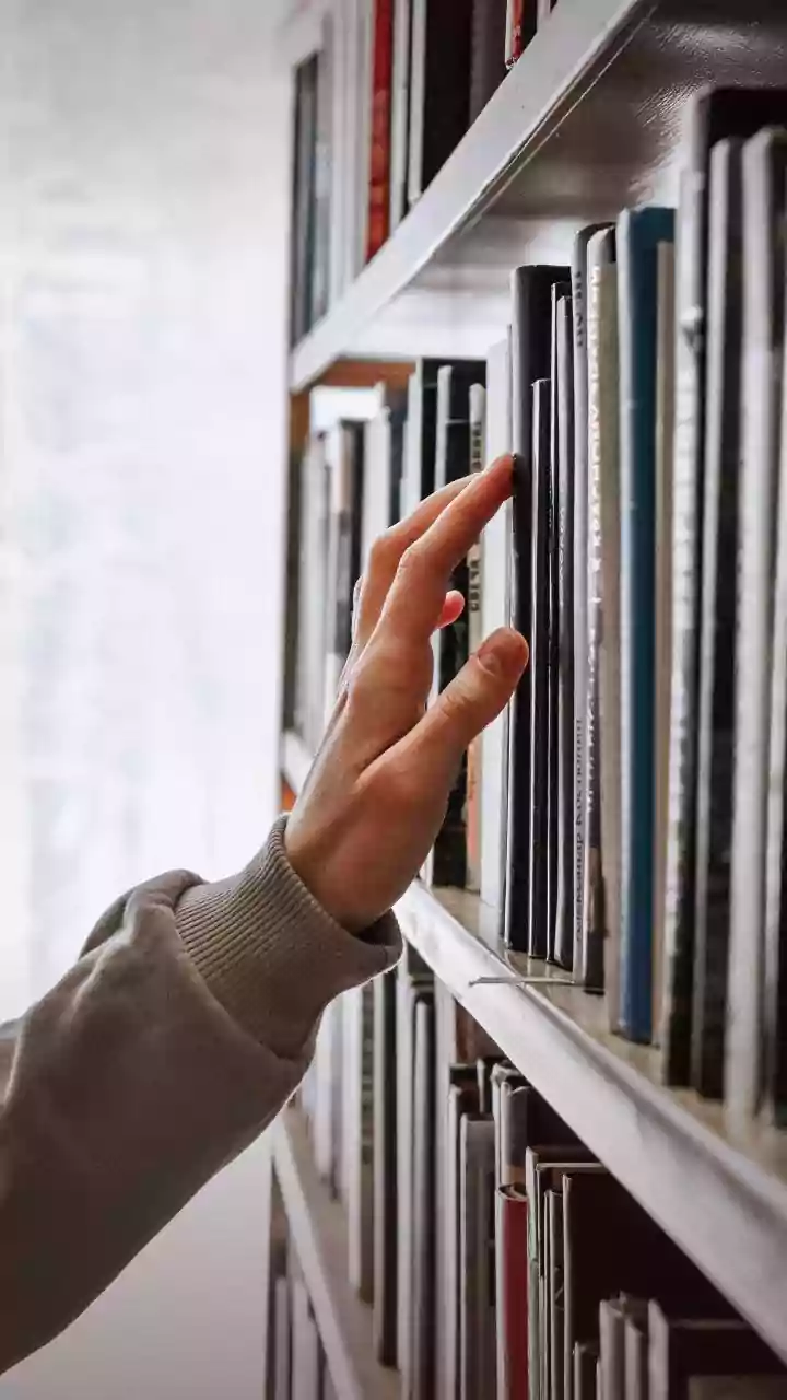 Why The 2026 Business Bookshelf Looks Increasingly AI-Heavy