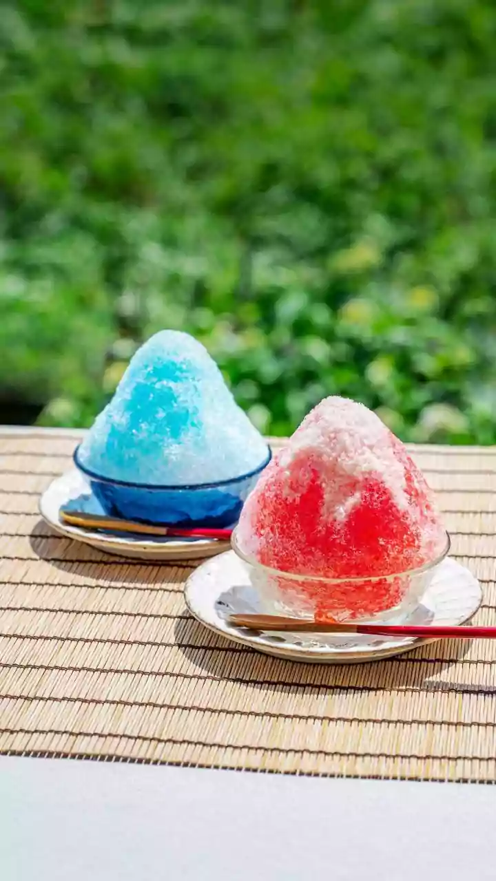 Japanese Dessert Meets Indian Summer Heat: Know Why Fruit Sandos Are Trending & How to Enjoy It