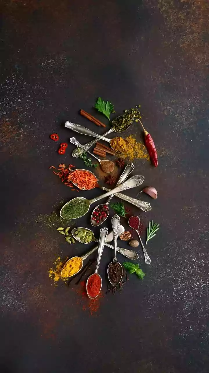 Spices And Condiments Help Basic Pantry Foods Avoid Repetition: What The Evidence Supports