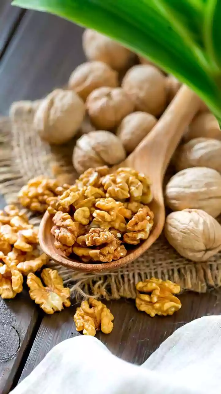 Balance Sugar Levels Easily By Adding Cinnamon To Walnut Bowls