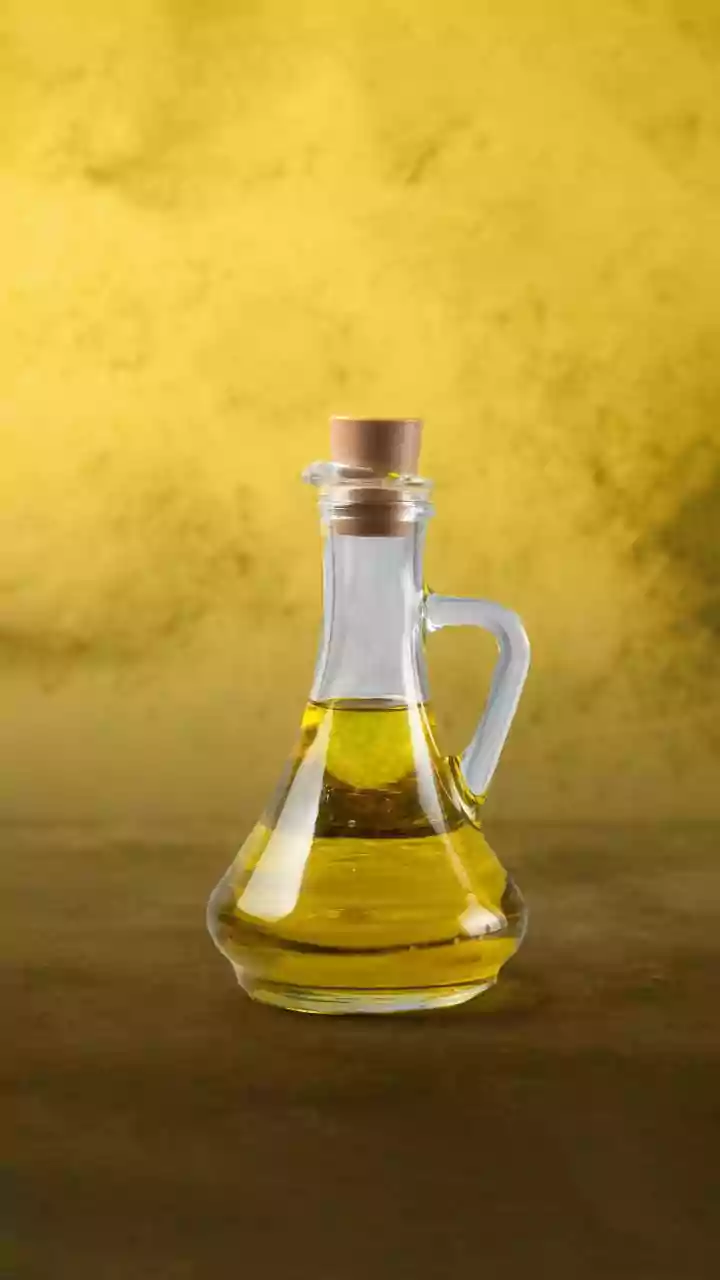 Why Traditional Cold-Pressed Sesame Oil Outperforms Refined Vegetable Oils In Taste