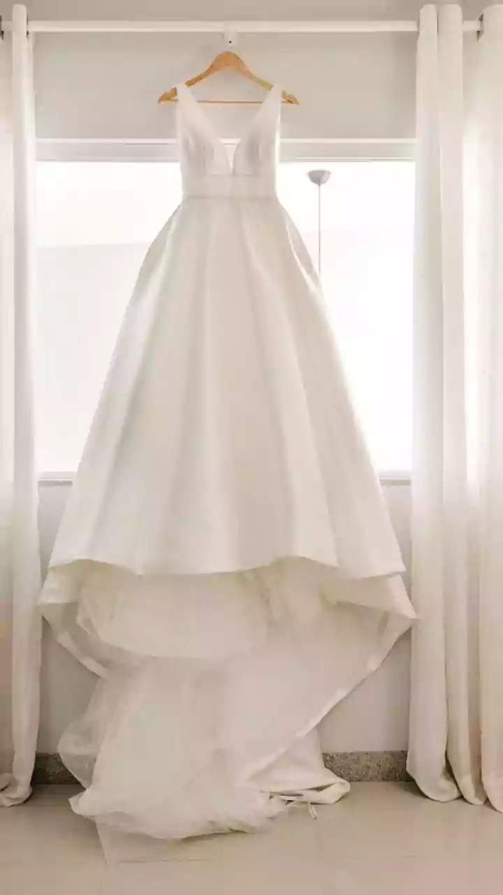 From Veils to Vows: DIY Ideas to Personalize Your Wedding Dress