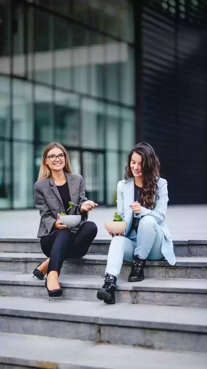 Circadian-Aligned Meal Timing: Eating In Daylight Improves Metabolism In Shift Workers