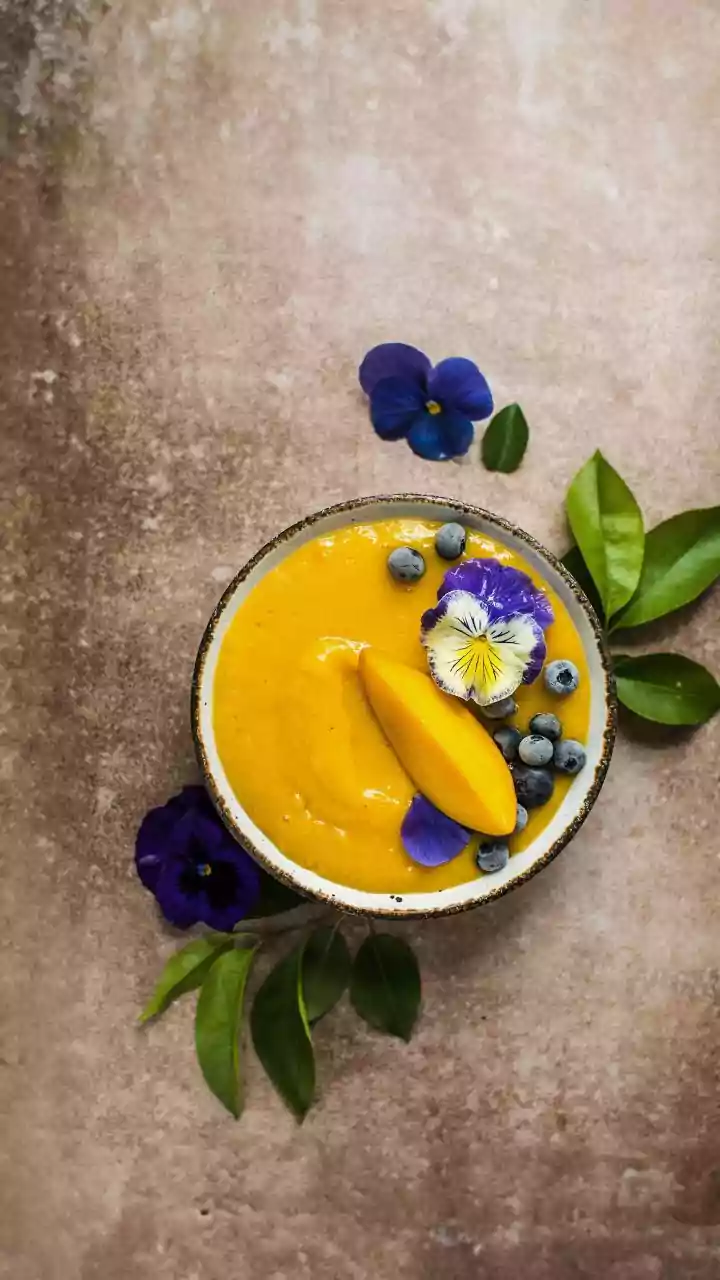 How To Blend Roasted Gram Flour Into Nutritious High Protein Smoothie Bowls