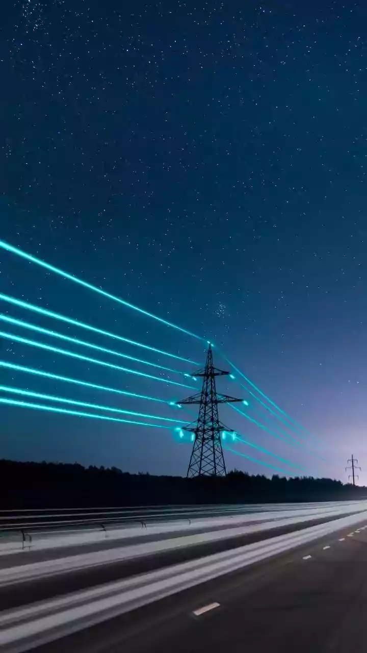 Berlin Power Outage Triggers Terror Probe After 45,000 Homes Left Without Electricity