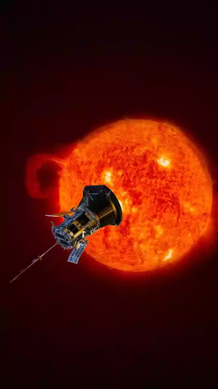 Scientists map proton flows in hammerhead shape around Sun